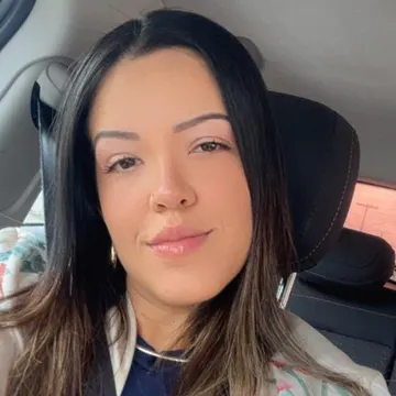 Lara Lúcia